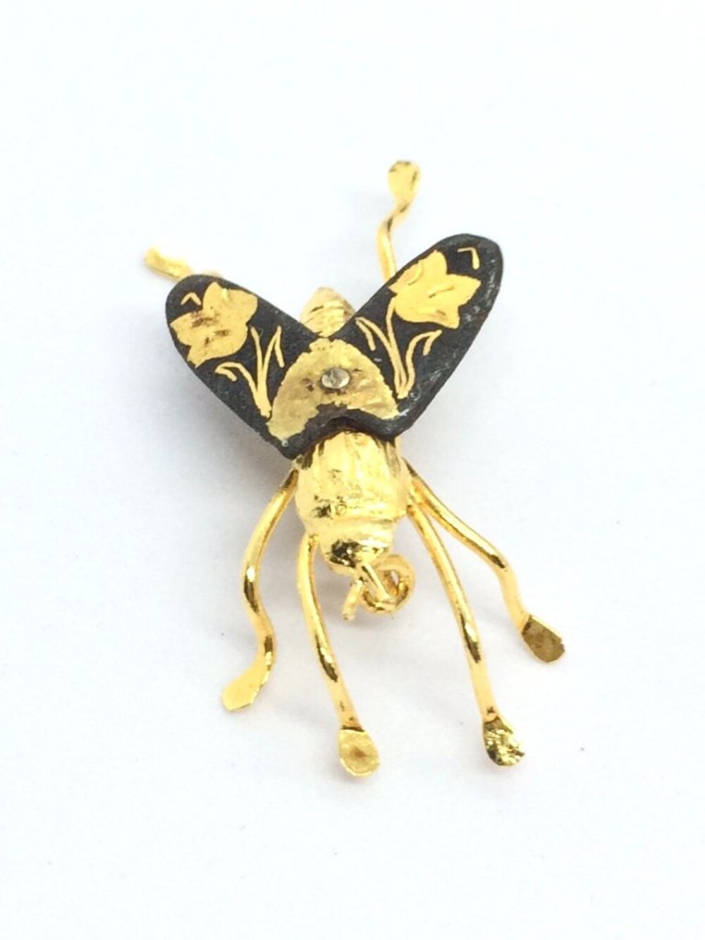 VINTAGE FLY BROOCH Damascene Black Gold Floral Wings Insect Pin